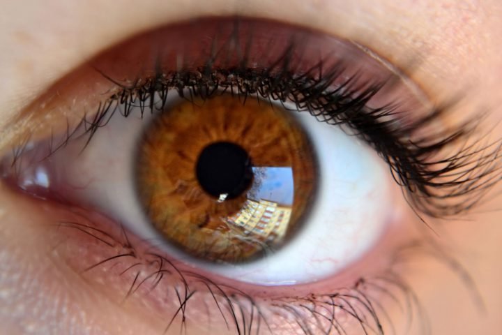 https://www.itoozhiayurveda.in/wp-content/uploads/2016/08/Ayurveda-eyesight.jpg
